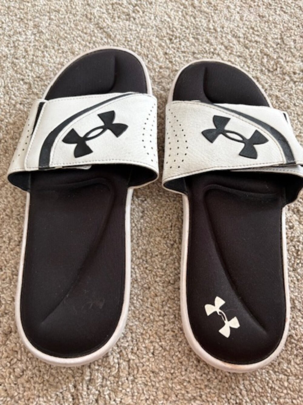 Under Armour  Slides Velcro Sandals Sliders Size 12. White & Black